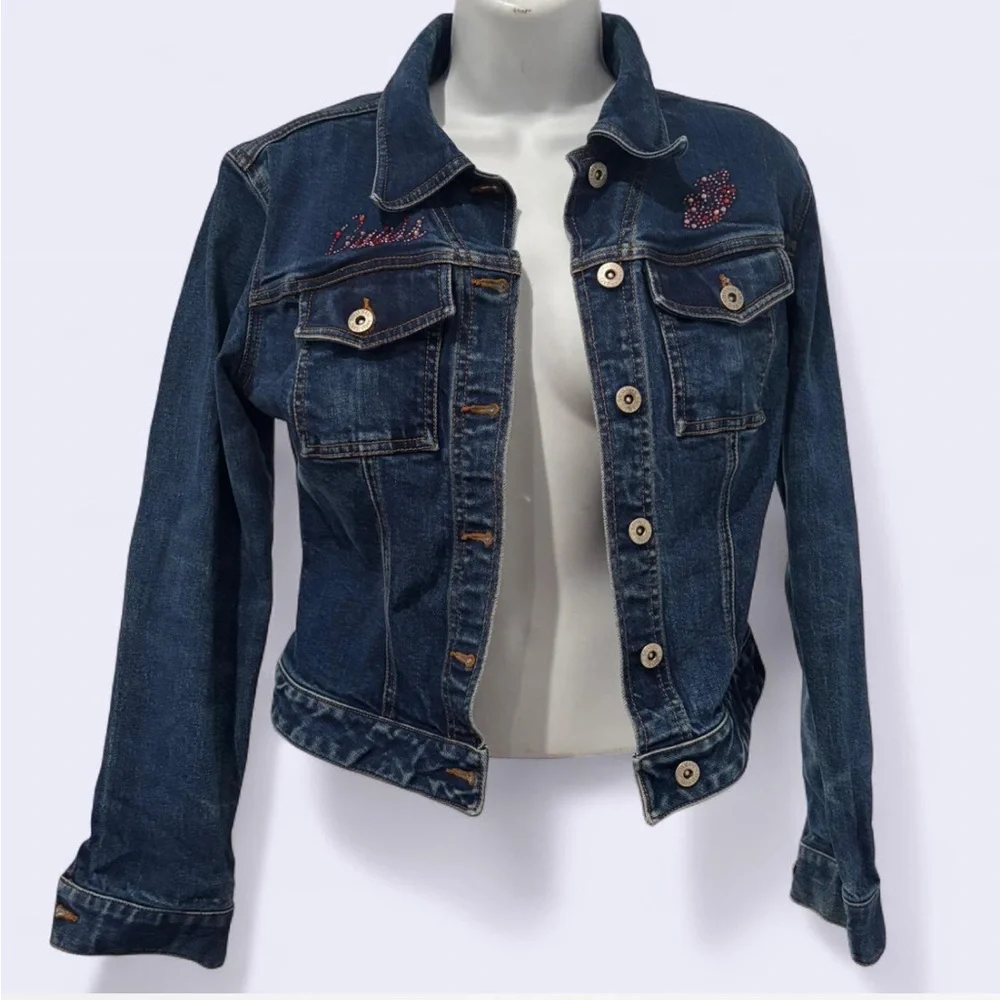 Vintage Women's Blue Guess Denim Jacket - Picture 2 of 5